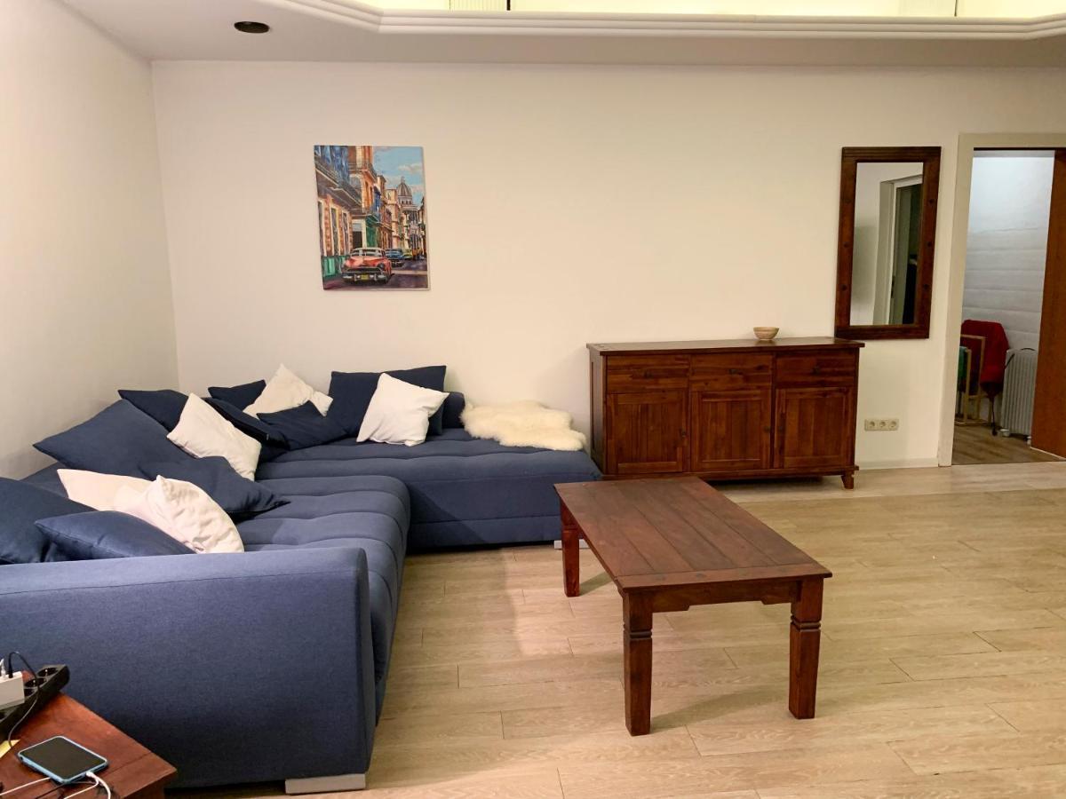 Grosse & Voll Ausgestattete Apartments, Studios, Doppelzimmer, Workspace, Parkplatz, Netflix, Prime & Schnelles Wifi In Ruhiger Lage Mit Garten รูโดลชตัดท์ ภายนอก รูปภาพ