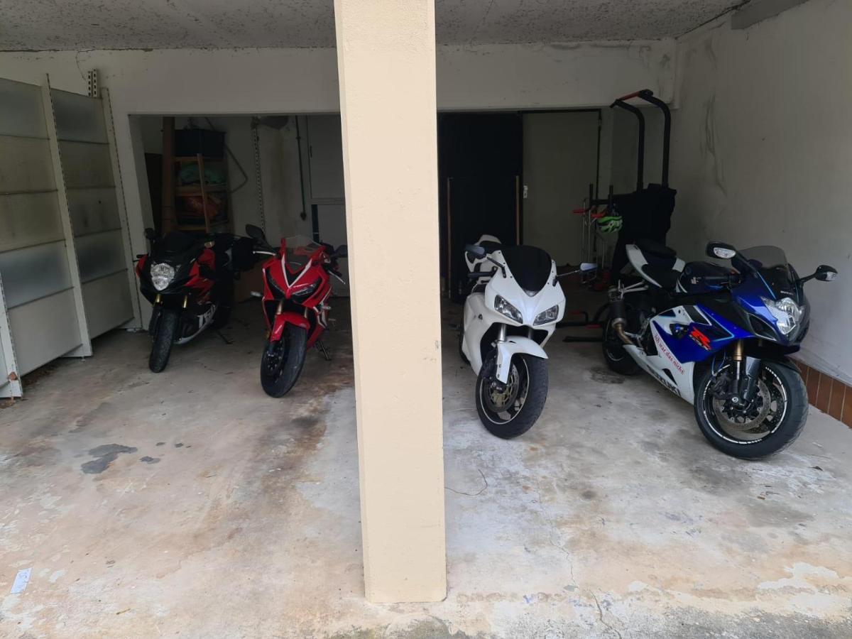Grosse & Voll Ausgestattete Apartments, Studios, Doppelzimmer, Workspace, Parkplatz, Netflix, Prime & Schnelles Wifi In Ruhiger Lage Mit Garten รูโดลชตัดท์ ภายนอก รูปภาพ