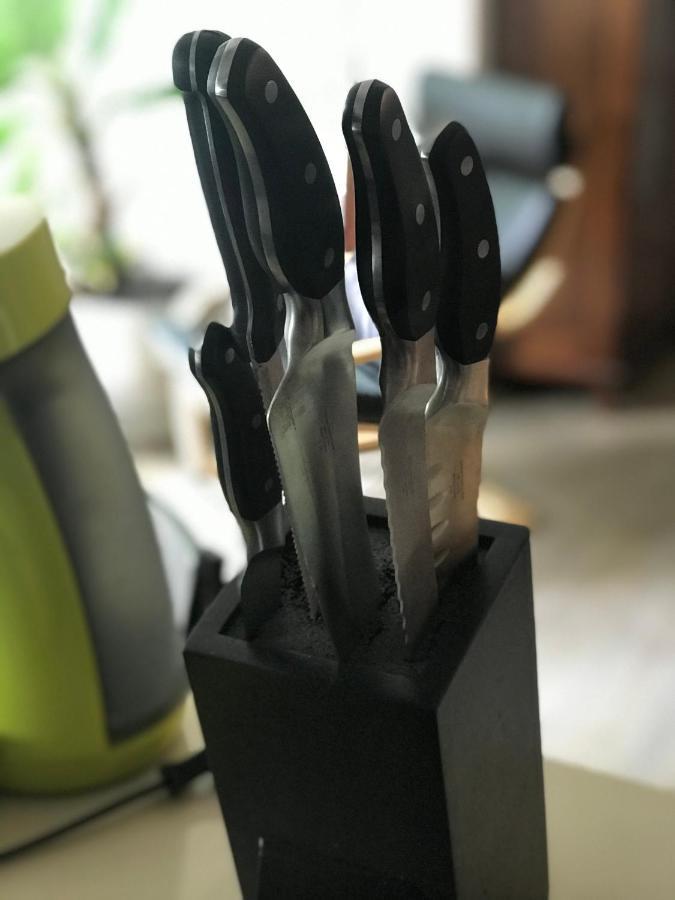 Grosse & Voll Ausgestattete Apartments, Studios, Doppelzimmer, Workspace, Parkplatz, Netflix, Prime & Schnelles Wifi In Ruhiger Lage Mit Garten รูโดลชตัดท์ ภายนอก รูปภาพ